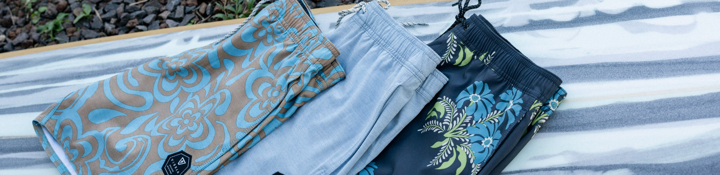 Retro and elastic waist boardshorts - made from recycled materials from Vissla