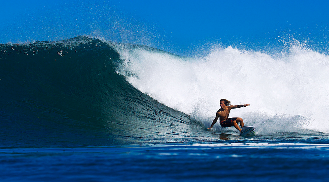 Vissla Jordy Lawler vs Samoan Reef - heavy water surfing performance and fearless reef break