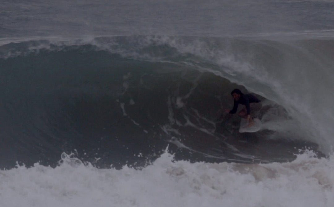 Simon Hetrick in Bocas Del Scoro - Vissla surf film heavy waves