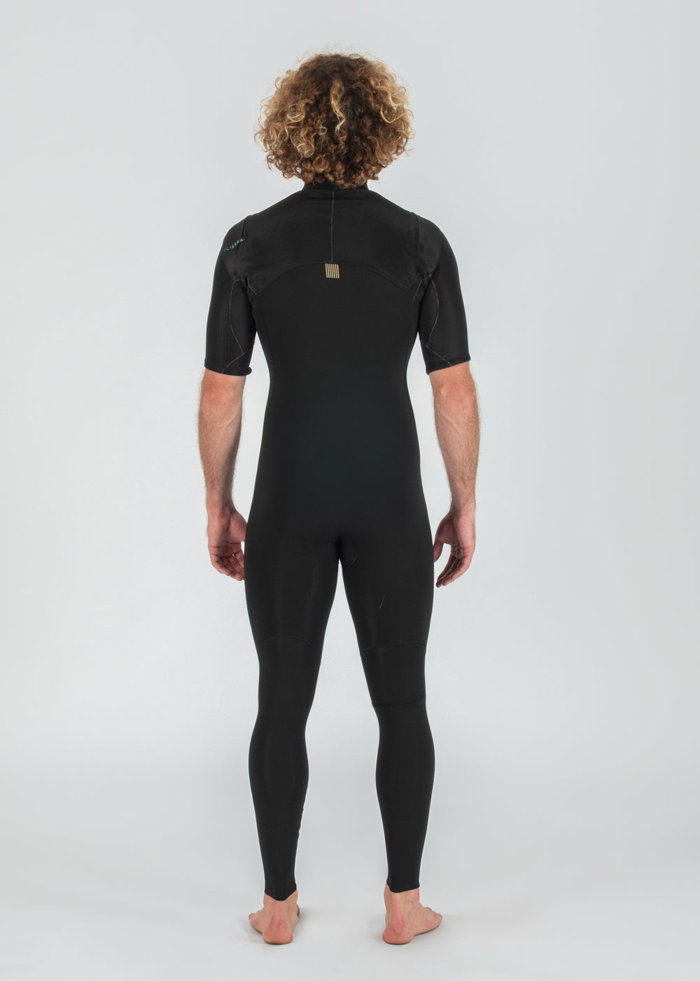 New Seas 2-2 Short Sleeve Full U - Zip Wetsuit