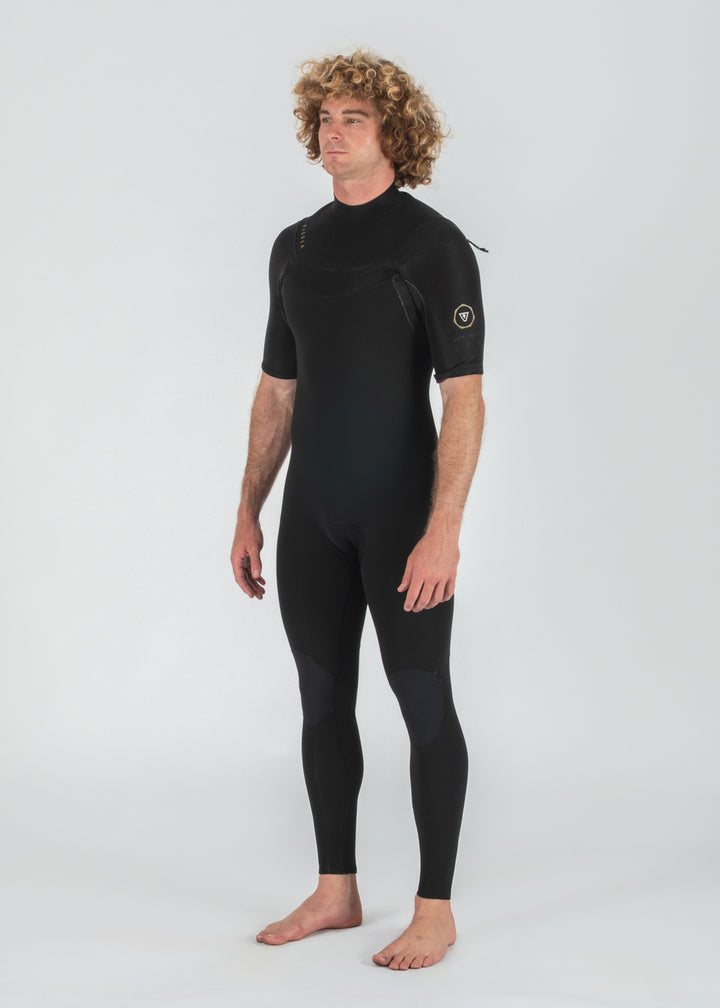 New Seas 2-2 Short Sleeve Full U - Zip Wetsuit