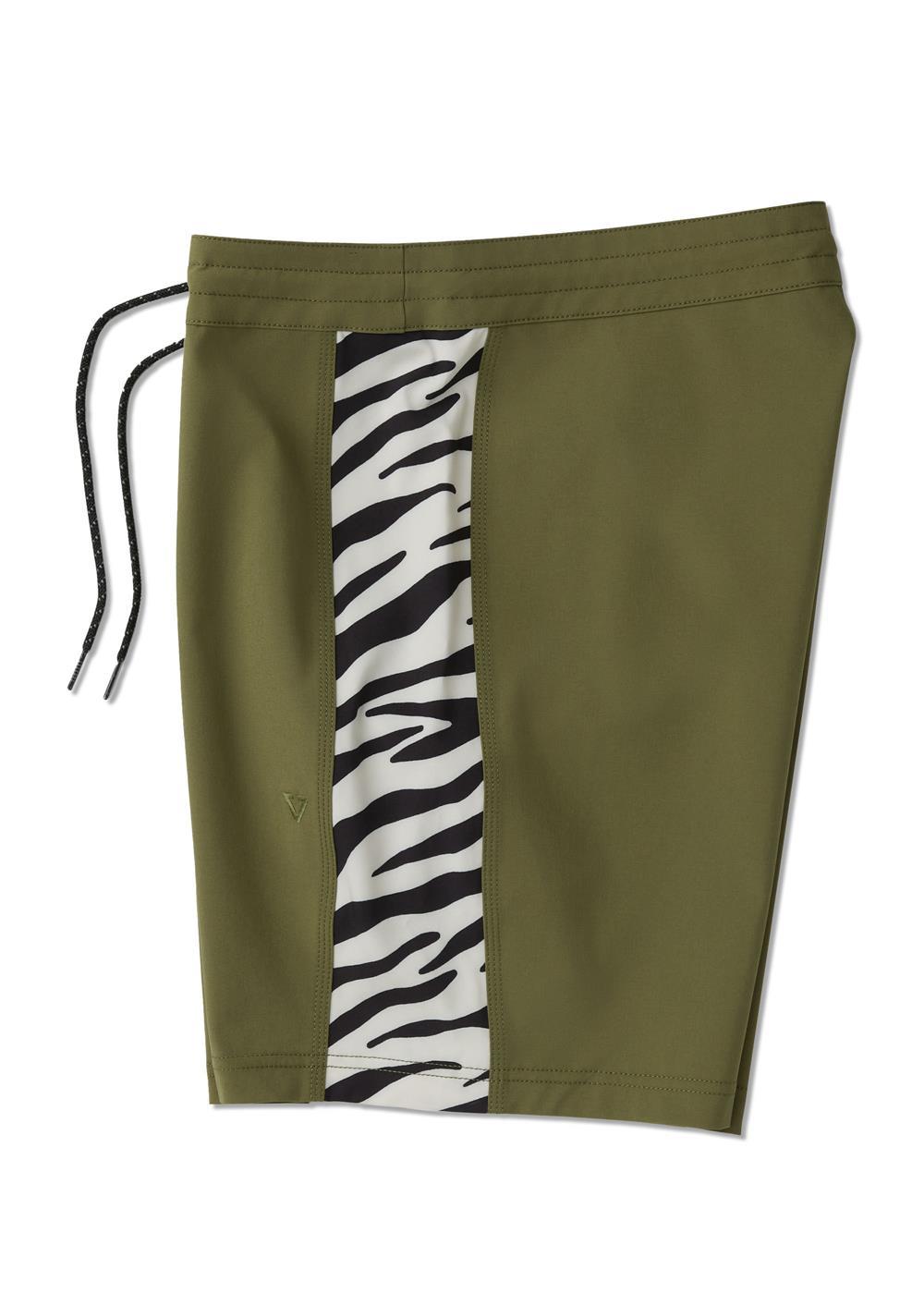 Hitch-Hiker 17" Boys Boardshort