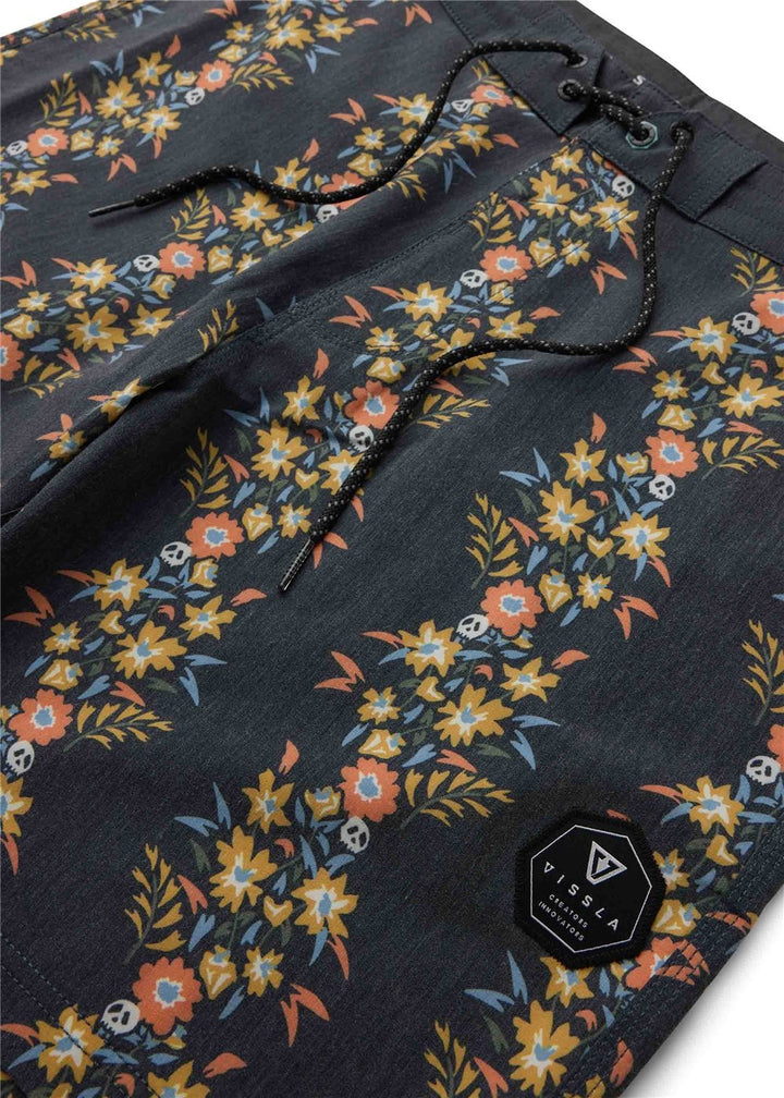 Voodoo Vines 17.5" Boardshort