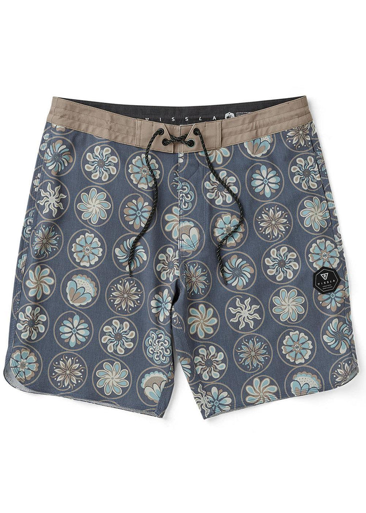 【新品未使用】VEATM SCREW GRAPHIC SURF SHORTS oneill-hyperfreak-heat-s-seam-