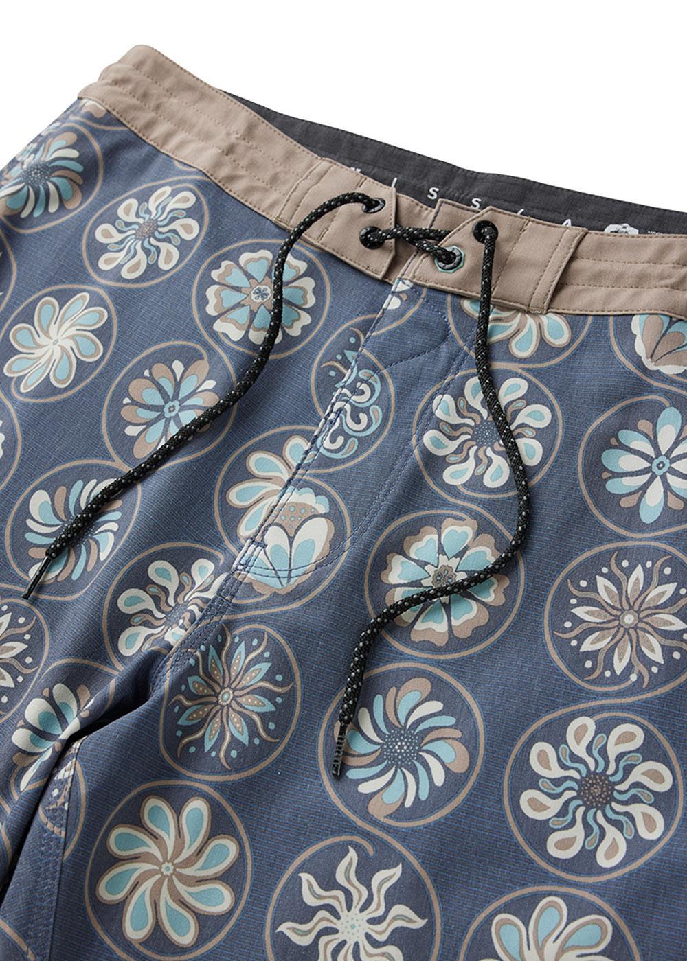 Sun Medallions 18.5" Boardshort