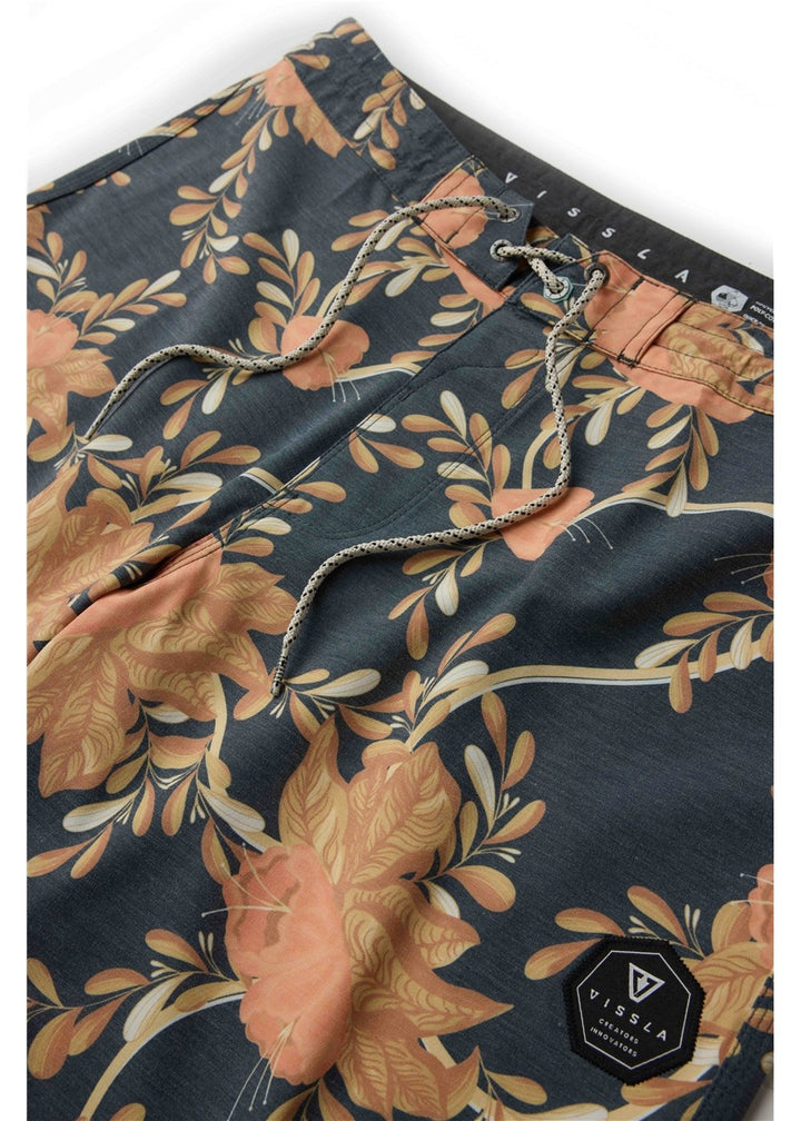 Vissla Unknowns 18.5" Boardshort in Dark Naval, view 4
