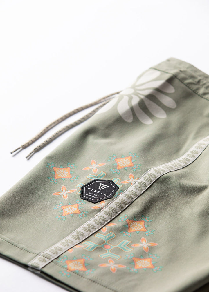 Icons 17.5" Boardshort