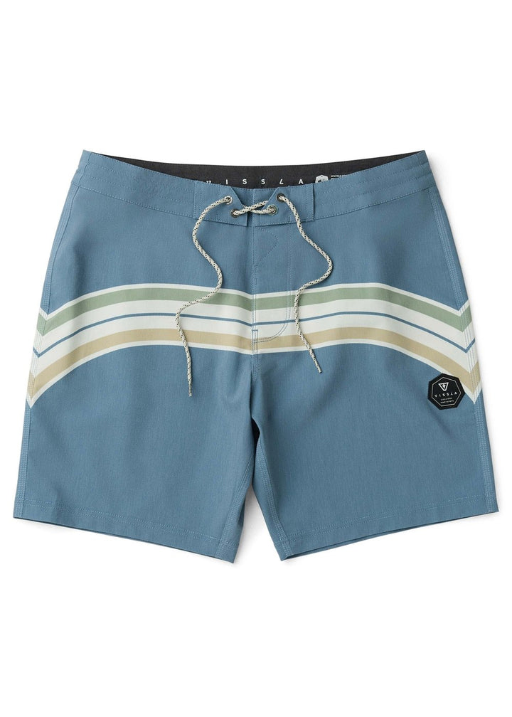 Latitude 18.5" Boardshort