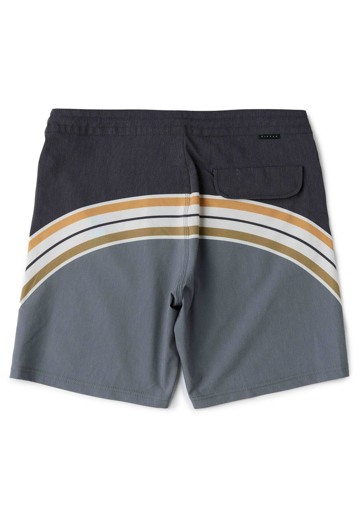 Vissla Latitude 18.5" Boardshort in Black, view 2