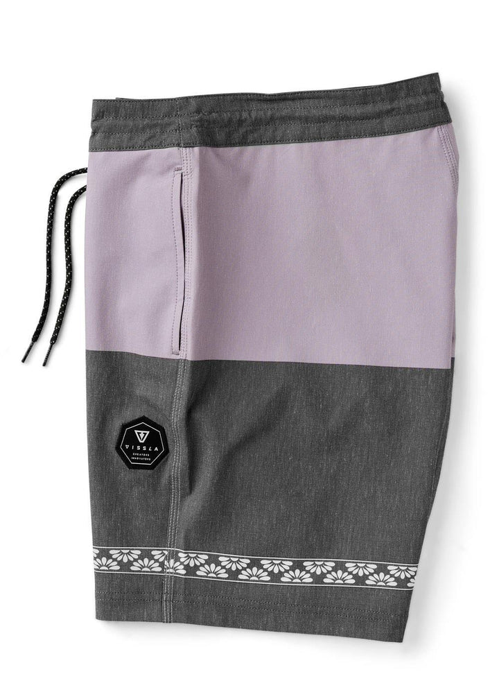 Four Doors 17.5" Boardshort