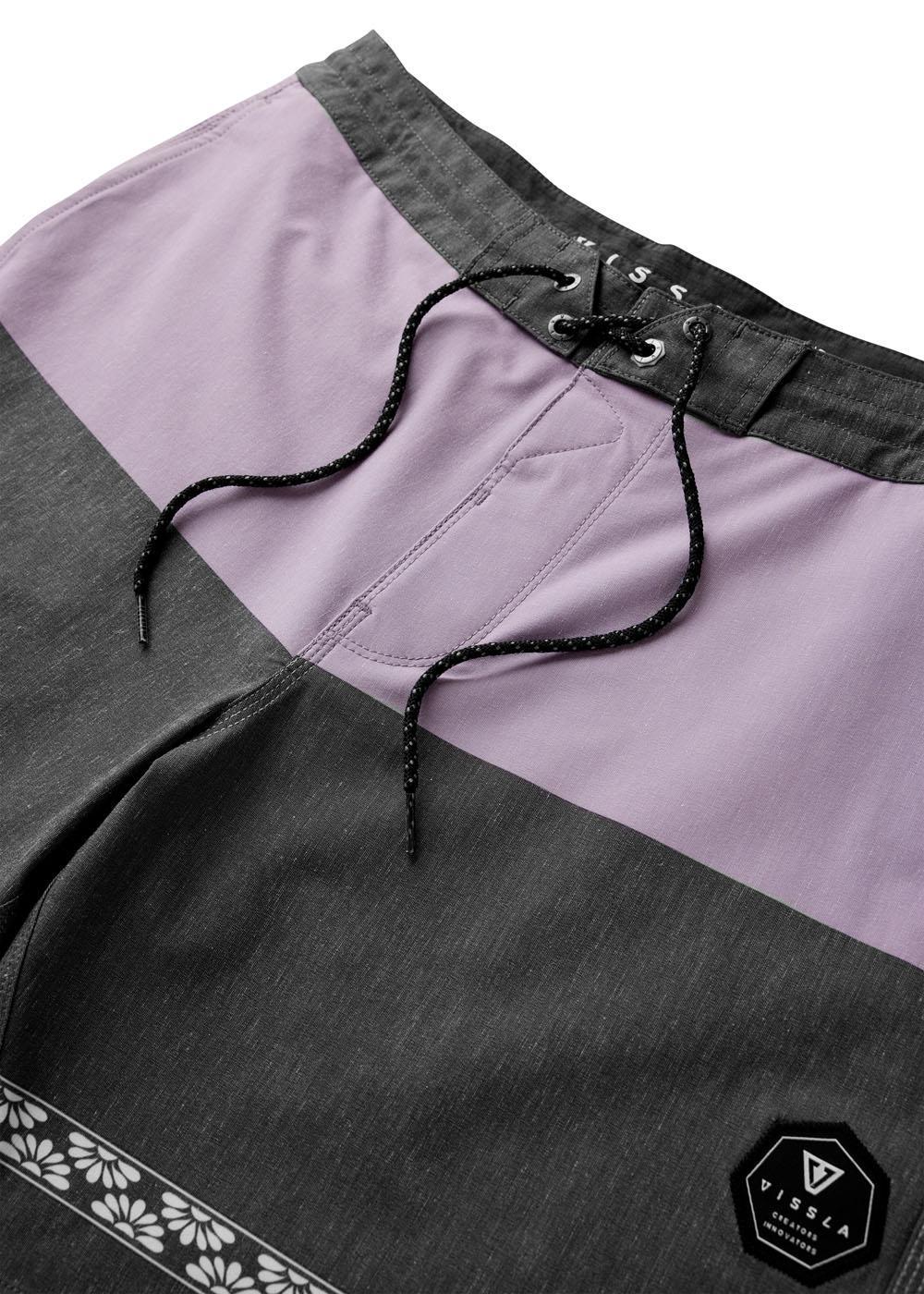 Four Doors 17.5" Boardshort