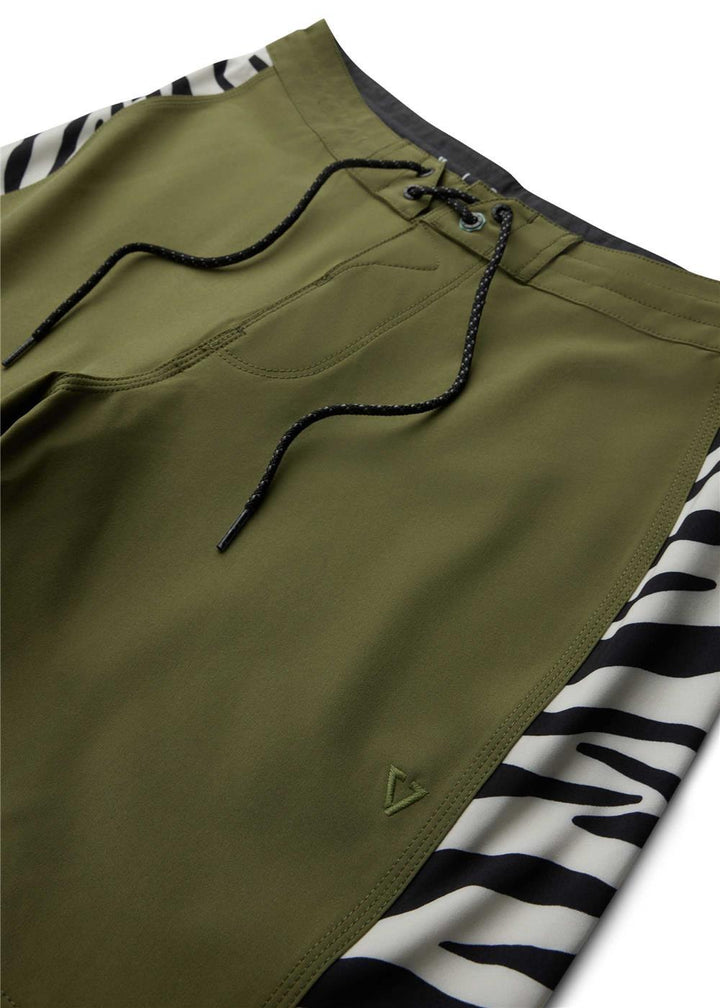 Hitch-Hiker 18.5" Boardshort