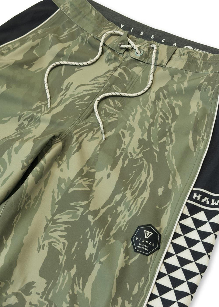 Hawaii Camo 21" Boardshort