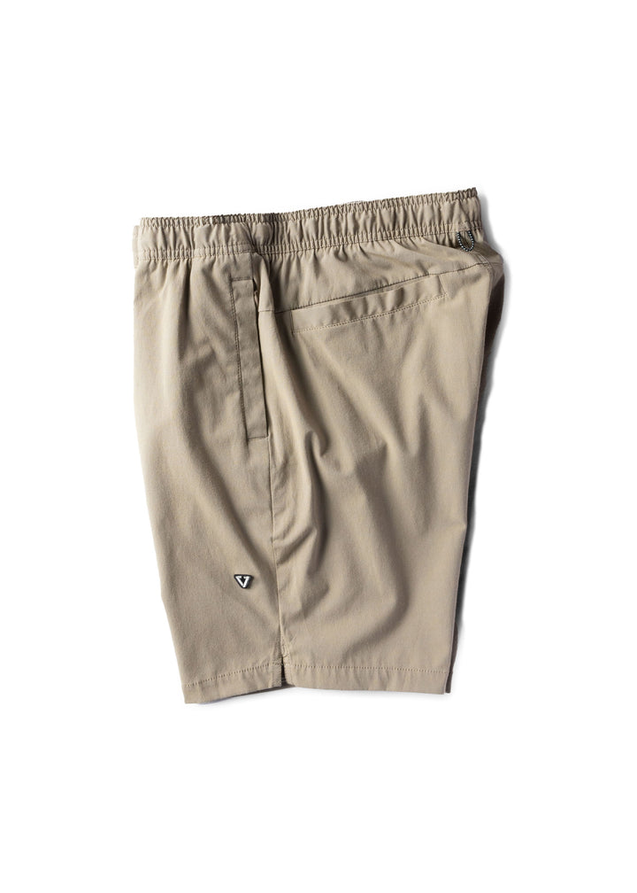 Alto 18" Hybrid Elastic Walkshort
