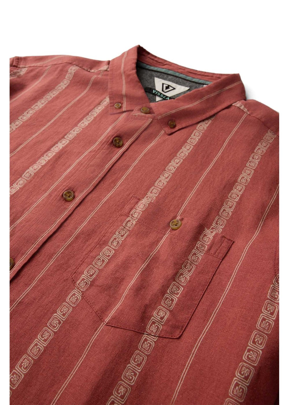 Men's Short Sleeve Shirt - Lost Coast Retro Red | Vissla – Vissla com