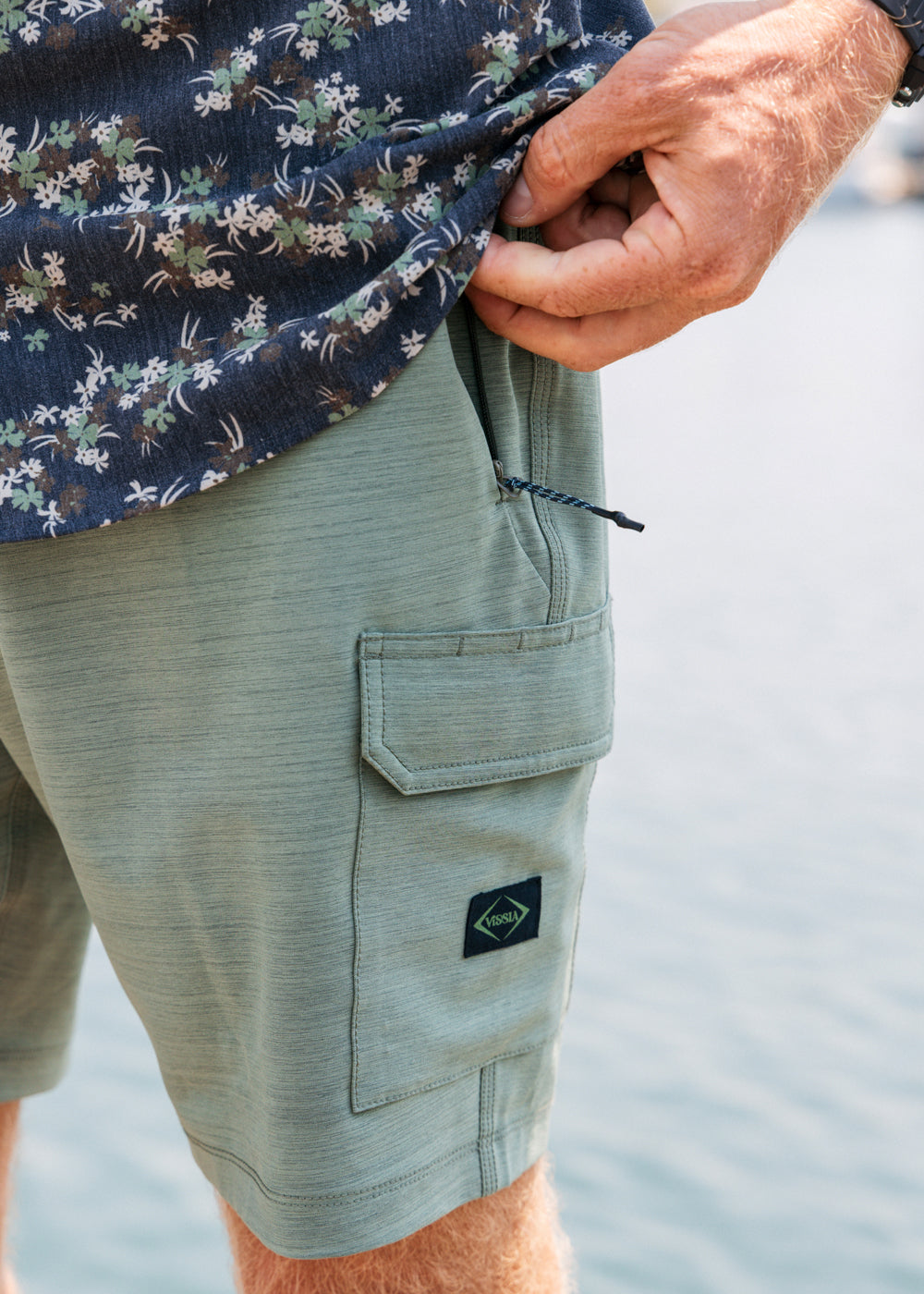 Roamer Cargo 18.5" Hybrid Boardshort