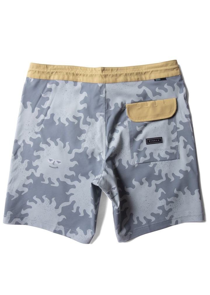 Sunburnt Shred Heads 17" Boys Boardshort